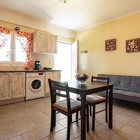 Zoi Apartment